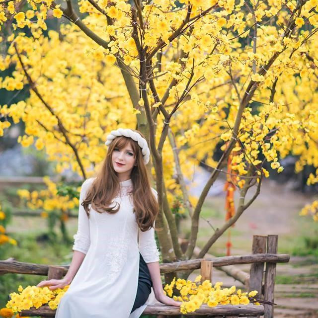 Cô gái Ukraine gợi cảm và xinh như búp bê, đang là DJ tại Hà Nội-8