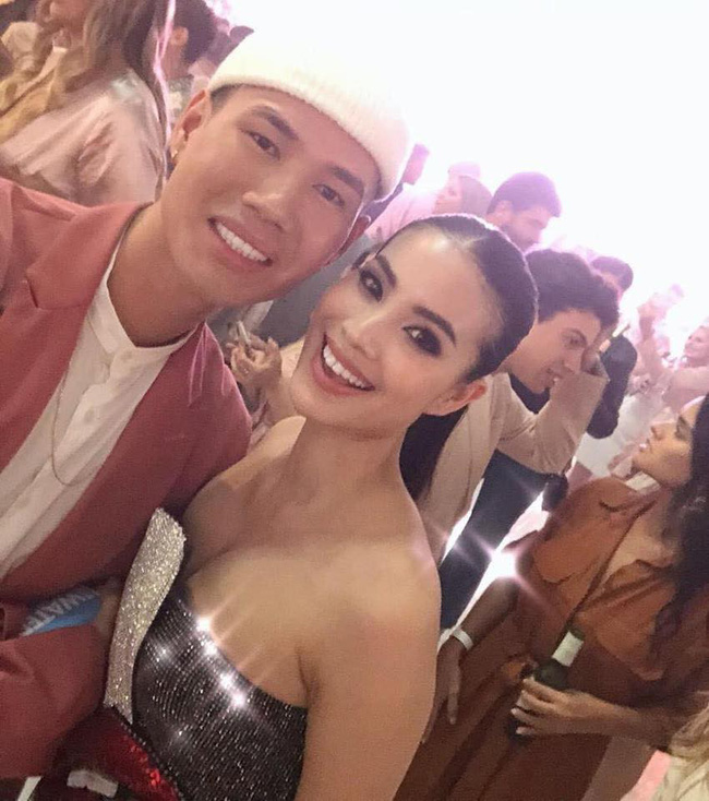 Hoa hậu Phạm Hương khoe vòng 1 đẫy đà, thoải mái thân mật cùng trai lạ sau khi công khai chuyện đính hôn-1