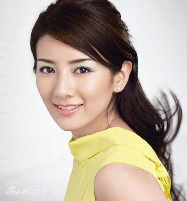 Huỳnh Dịch - Tội đồ phá hoại tình yêu của Triệu Vy, bóng gió Én nhỏ không chồng mà chửa-2