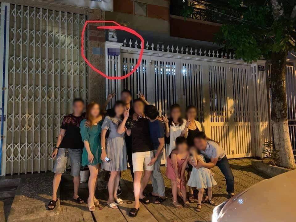 Vụ người dân xịt sơn, ném chất bẩn vào nhà Viện phó VKS: Phẫn nộ không đúng cách sẽ vi phạm pháp luật-2