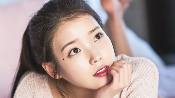 4 nốt ruồi của phụ nữ vượng đường tình duyên, đi đâu cũng được đàn ông tán tỉnh, chồng cũng thương chiều hết mực-1