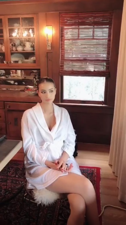 Minh Hằng - Phạm Hương - Thu Thủy đồng loạt xuất hiện với gương mặt khác một trời một vực-5