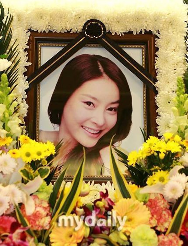 Hé lộ thêm bí mật vụ án Jang Ja Yeon tự tử: Xuất hiện nhân vật quyền lực, liên tục liên lạc cưỡng ép-4