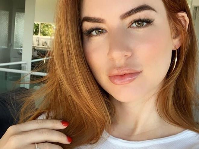 Những hot girl ngành y nổi tiếng trên mạng vì vẻ ngoài nóng bỏng-5