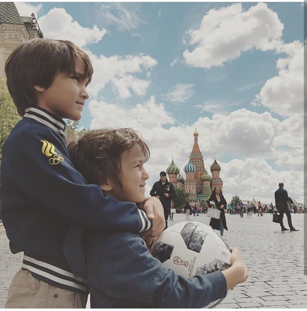 Thân thế bất ngờ của cậu bé lai xinh đẹp trong đám cưới của chồng cũ Hồng Nhung-5