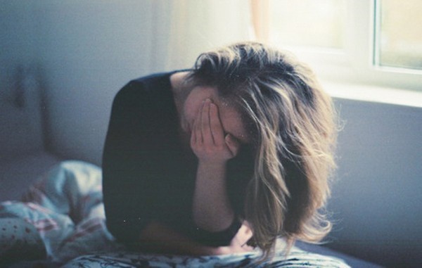 Không ngờ quả đúng là có chuyện mờ ám phía sau chiếc váy ngủ chồng bỗng dưng mua tặng tôi-2