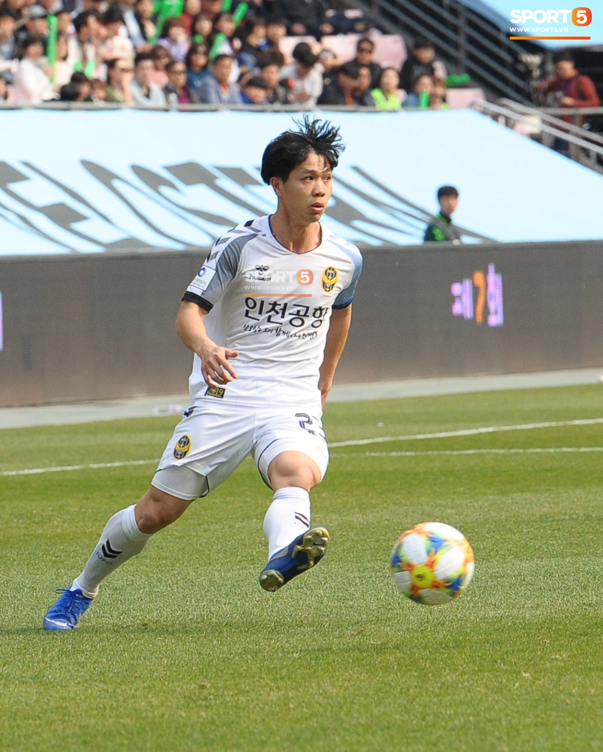 Công Phượng có hành động đẹp với đồng đội trong ngày Incheon United thua trận-2