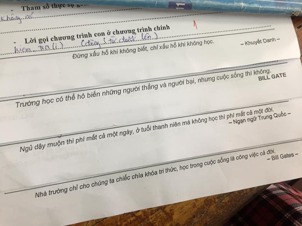 Khi thầy cô sở hữu IQ 200 làm mã đề thi: Chỉ thêm 1 dấu chấm, 1 dấu phẩy cũng khiến học sinh khóc thét-1