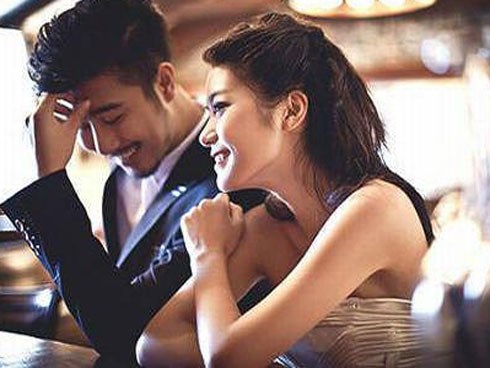 Trai trẻ học đòi ăn chơi và 'món quà' cay đắng từ 'bướm đêm'