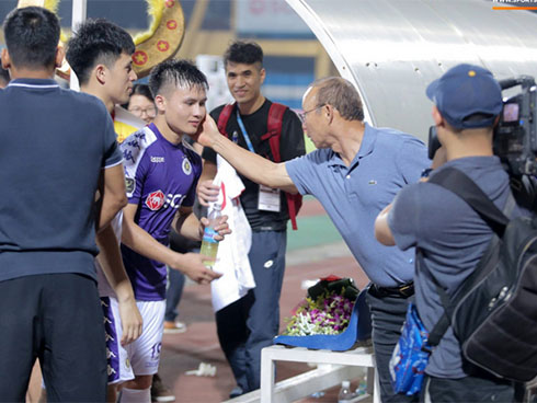 Một nửa tuyển Việt Nam nhạt nhòa ở V-League: Thầy Park đau đầu-3