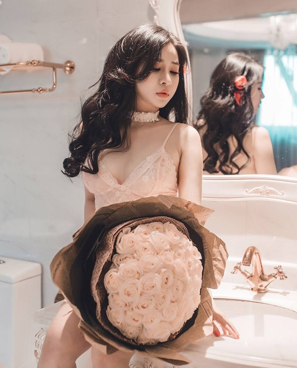 Phạm Quỳnh Anh, nữ DJ Điện Biên mặc quyến rũ gấp bội sau ly hôn-9