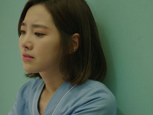 Sau phiên tòa ly hôn, hành động của mẹ chồng gớm ghê khiến tôi lặng người-3