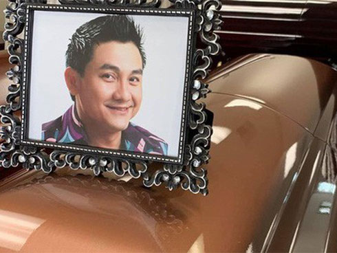 Thi hài nghệ sĩ Anh Vũ đang được di chuyển về Việt Nam-1