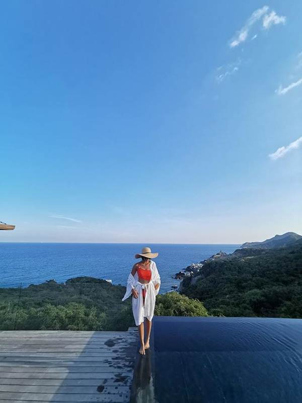 Sau khi bị chê gày gò, HHen Niê tự tin khoe body nuột nà gợi cảm với bikini-3