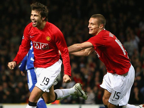 Messi lập cú đúp tiễn MU rời Champions League-4