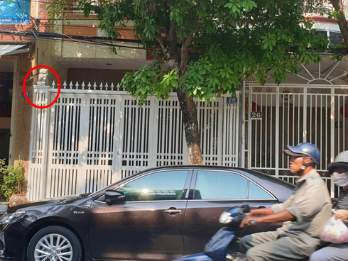 Cư dân chung cư nguyên Viện phó VKS sàm sỡ bé gái mặc áo đồng phục phản đối lạm dụng tình dục-6