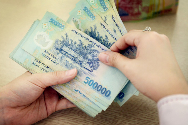 Chưa con cái, lương 20 triệu/tháng không đủ tiêu: Vợ chồng trẻ khủng hoảng-1