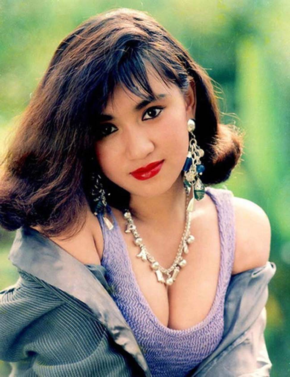 4 nữ hoàng ảnh lịch Việt giờ đây U50, U60 vẫn trẻ đẹp, gợi cảm đáng kinh ngạc-16