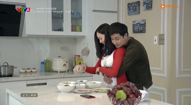 Nàng dâu order tập 1: Chưa có phim truyền hình Việt nào mà mới mở màn, cặp đôi chính đã hở ra là hôn thế này!-3