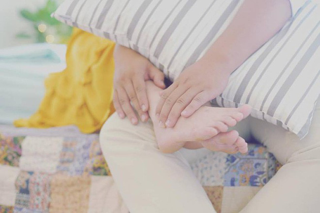 Ngày thanh minh, nghẹn ngào đọc thư tay vợ trẻ gửi chồng quá cố sau 2 năm anh qua đời: Em và con vẫn mãi thương anh!-6