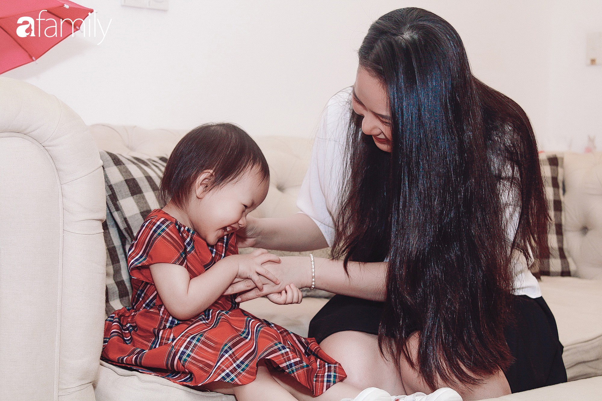 Phan Như Thảo kể chuyện lấy chồng đại gia: Tôi mập thế này nhưng chồng vẫn lựa đồ size XS, hở hang nhất cho vợ-6