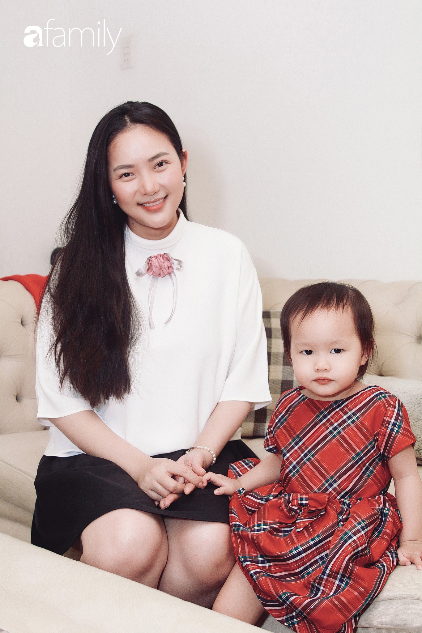 Phan Như Thảo kể chuyện lấy chồng đại gia: Tôi mập thế này nhưng chồng vẫn lựa đồ size XS, hở hang nhất cho vợ-14