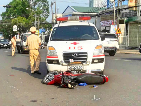 Cô gái xinh đẹp gọi điện thông báo còn sống sau gần 1 tuần để lại thư tuyệt mệnh trên cầu Bính-2