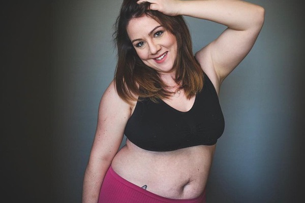 Bị dè bỉu cơ thể sau sinh là dơ dáy, ghê tởm, bà mẹ 1 con chỉ dùng đúng hành động này để đáp trả khiến bao người phải nể phục-5