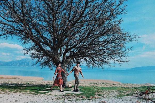 Loạt ảnh du lịch trời Tây tình tứ của Á hậu Phương Nga và bạn trai-10