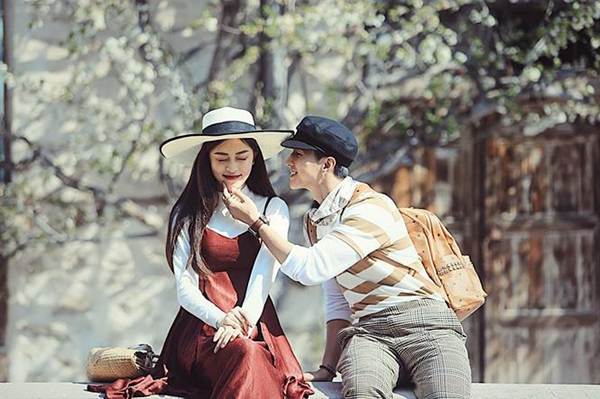 Loạt ảnh du lịch trời Tây tình tứ của Á hậu Phương Nga và bạn trai-11
