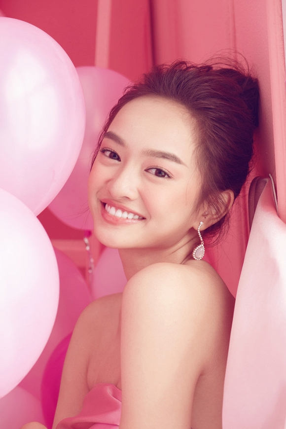 Kaity Nguyễn mừng tuổi 20 bằng bộ ảnh cực xinh-11