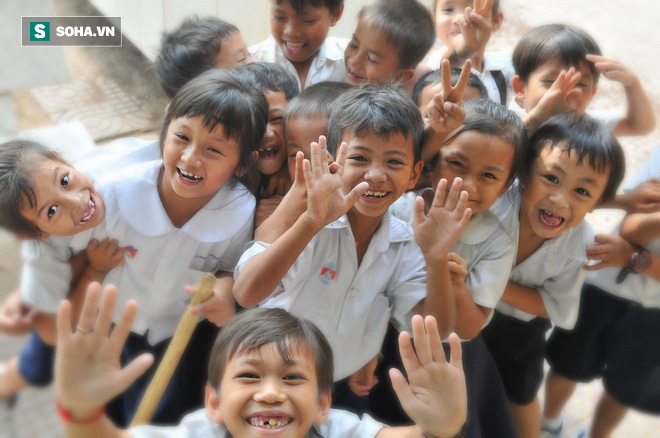 Bị lũ trẻ làm phiền, ông già toan la mắng rồi nghĩ ra diệu kế và bài học ai cũng cần đến-1