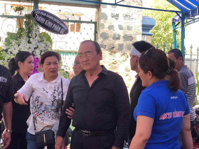 Hồng Vân, Minh Nhí khóc nghẹn trang điểm cho nghệ sĩ Anh Vũ lần cuối-8