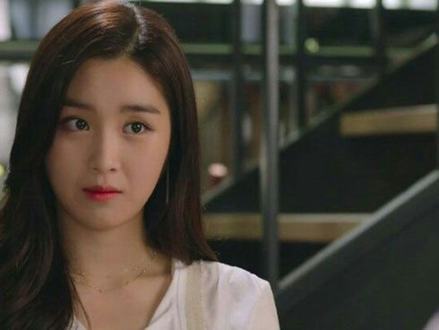 Bị mẹ chồng mắng bòn rút cho nhà ngoại vì vài gói đồ ăn, nàng dâu âm thầm làm ngay điều này mỗi bữa cơm