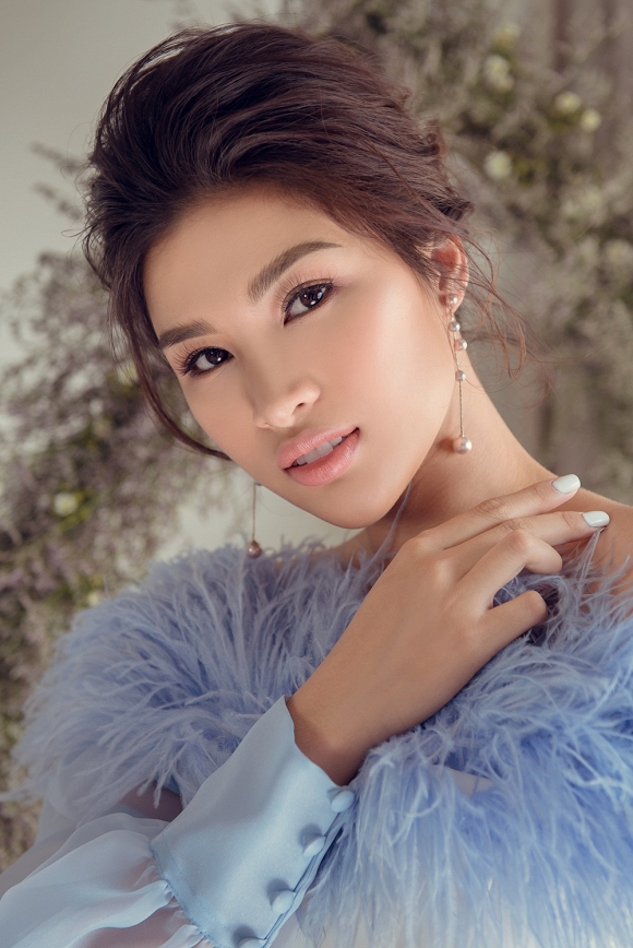 Nguyễn Thị Thành ngày càng lên đời nhan sắc sau 4 năm vào showbiz-13