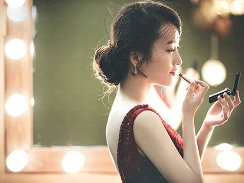 Say tình phụ nữ trẻ, nam bác sĩ bật khóc trước câu nói của vợ bầu-2