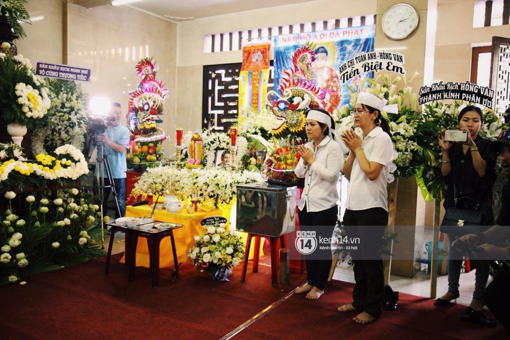 Bố Anh Vũ lộ diện, thay mặt gia đình gửi lời cám ơn bạn bè, khán giả chung tay đưa cố nghệ sĩ về đất mẹ-2