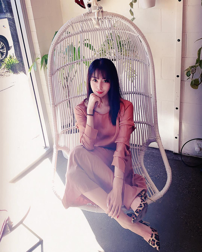 Cuộc sống xa hoa của tiểu thư có chiếc cằm đẹp nhất Trung Quốc: Bố mẹ cho chục tỷ mỗi tháng để tiêu xài, muốn xuất bản hẳn cuốn tạp chí về cách sống sang chảnh-3