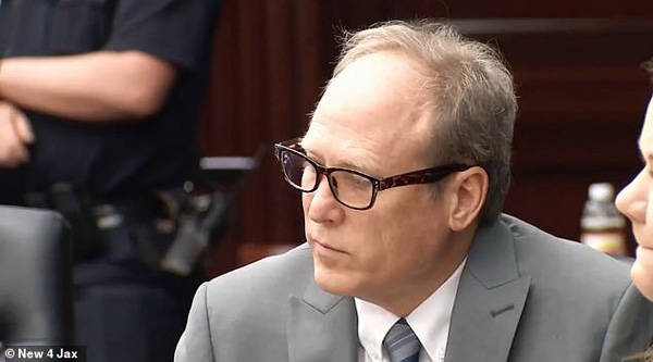 Cậu bé 3 tuổi chứng kiến mẹ bị giết hại nhưng nói không ai tin, 20 năm sau chiếc đầu lâu trong vườn nhà giúp anh tố cáo hung thủ-6