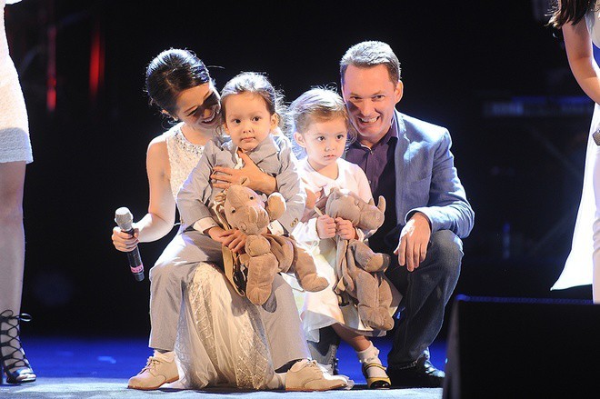 Đàm Vĩnh Hưng xót xa, tiết lộ Hồng Nhung tâm sự và khóc về chuyện hôn nhân với chồng Tây tan vỡ-1