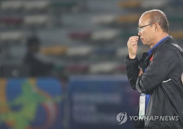 Một nửa tuyển Việt Nam nhạt nhòa ở V-League: Thầy Park đau đầu-2