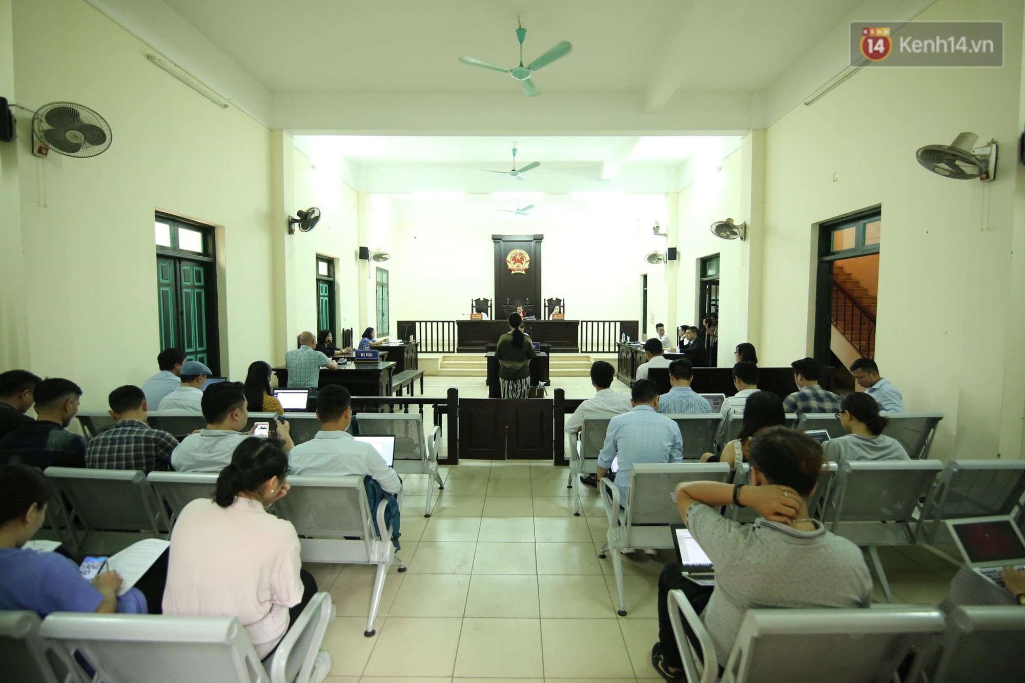 Vụ gài ma túy giá 1 tỷ đồng: Bị cáo khai bị đánh sẩy thai, tinh thần hoảng loạn nên muốn cho bạn trai đi tù-8