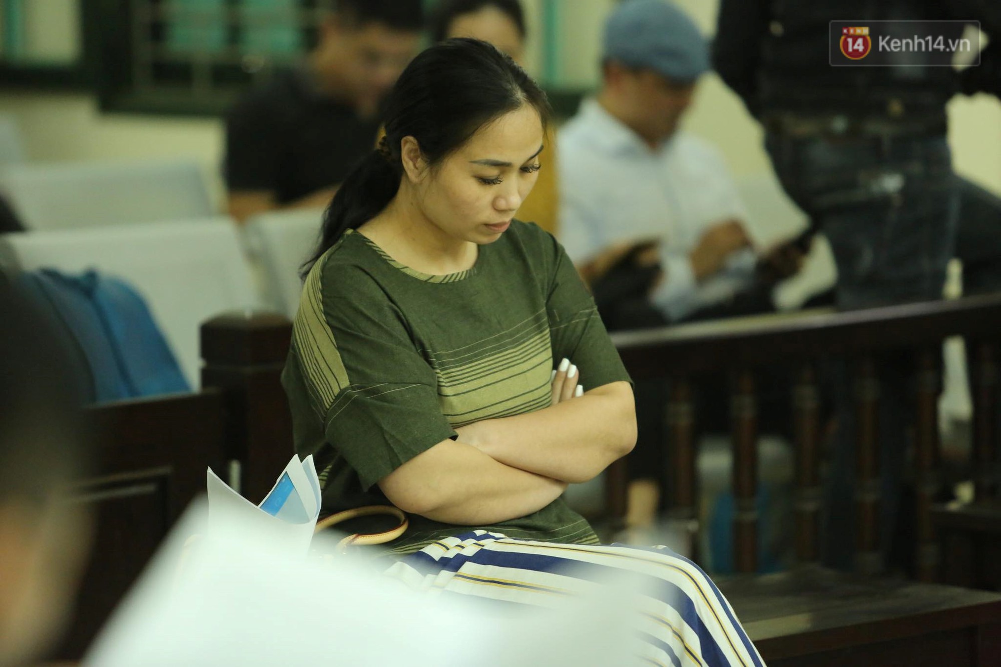 Vụ gài ma túy giá 1 tỷ đồng: Bị cáo khai bị đánh sẩy thai, tinh thần hoảng loạn nên muốn cho bạn trai đi tù-11