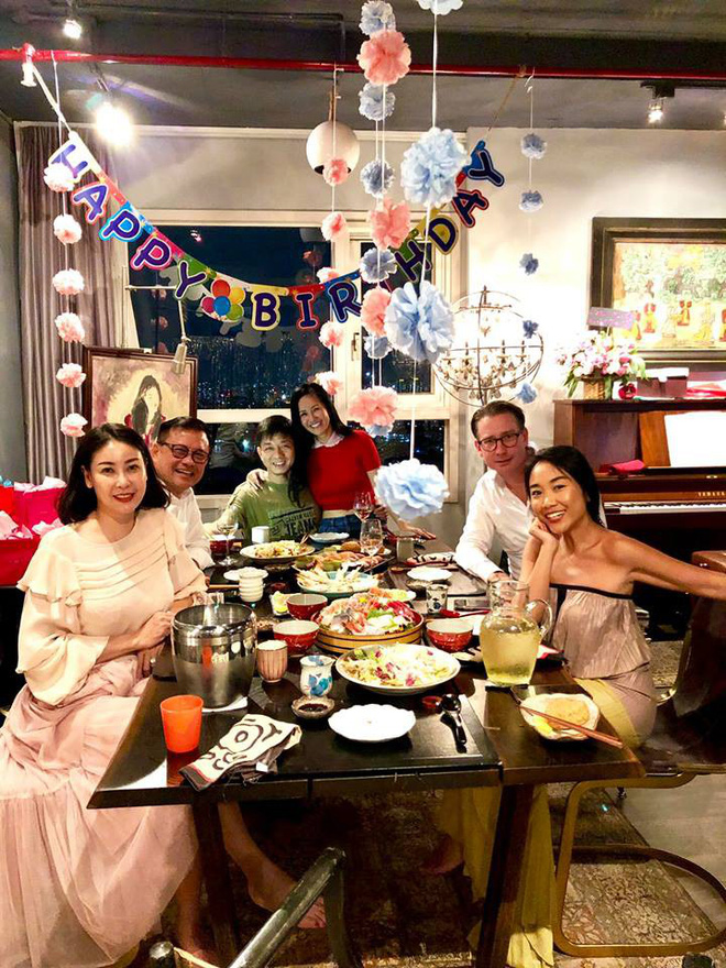 Đoan Trang động viên Hồng Nhung sau biến cố hôn nhân: Không gì có thể đánh gục được chị-4