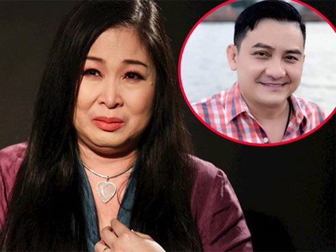 Bạn bè bật khóc, bần thần trong lễ viếng nghệ sĩ Anh Vũ ngày thứ 2-12