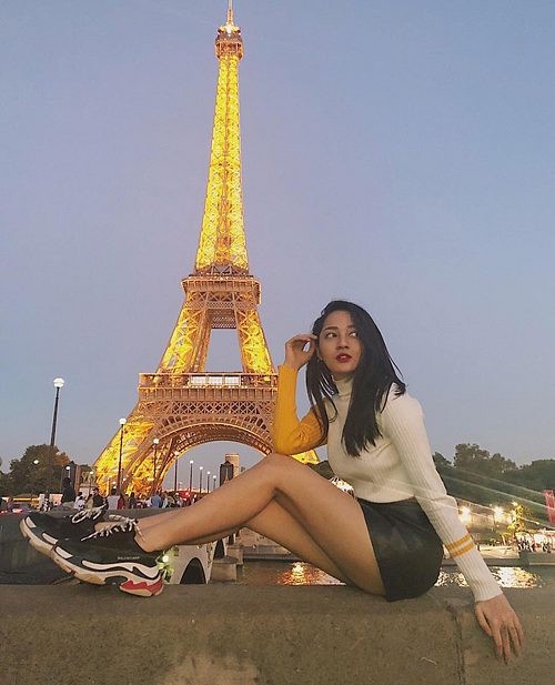 Váy ngắn cũn: Bích Phương thăng hạng nhưng đến Chi Pu lại có lúc bị hại đến không ngờ-10