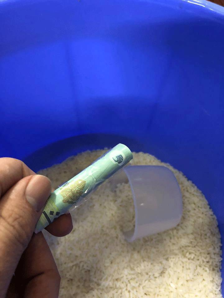 Hạnh phúc vì chồng chiều chuộng, lo hết việc nhà chưa được bao lâu, vợ trẻ đã phát hiện ra sự thật tày trời-6