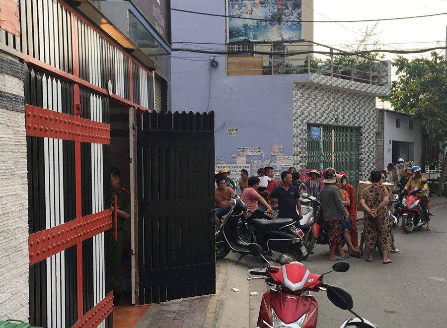 Cảnh sát khám xét khẩn cấp nhà riêng của Phúc XO-5