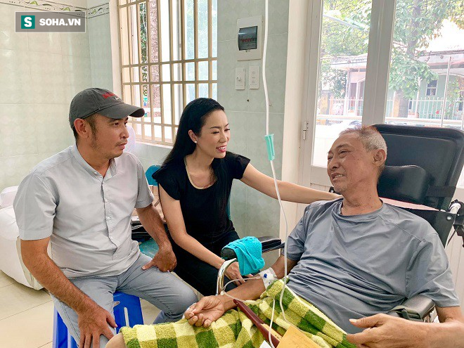 Nghệ sĩ Lê Bình bị hoại tử thân dưới nghiêm trọng, không ăn được và nói chuyện khó khăn-2