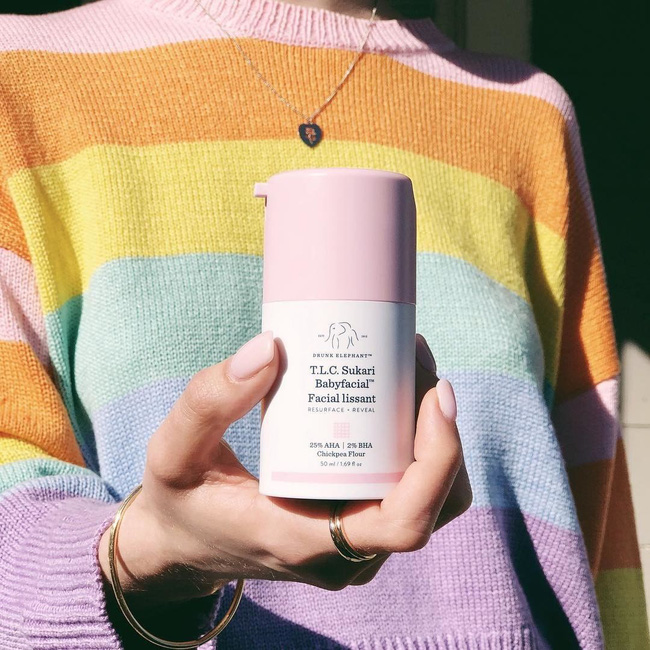 Làn da từ đầy tỳ vết thành mịn đẹp xuất sắc nhờ phương pháp peel da, nhưng không chú ý những điều sau thì hỏng bét-6